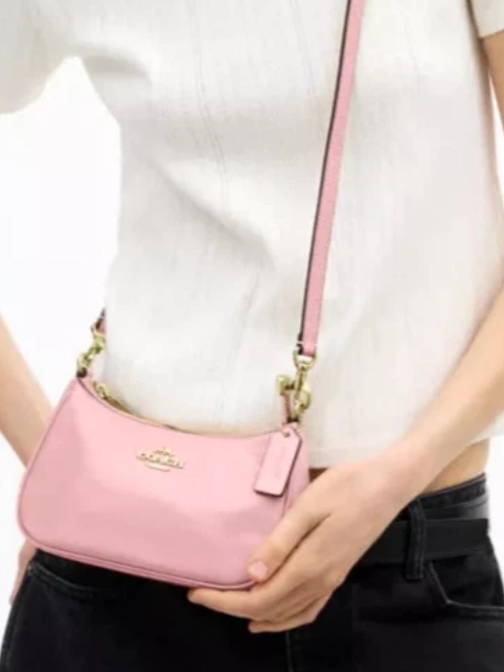 Coach Pink Leather Shoulder Bag with Gold Chain Accents - Picture 7 of 12